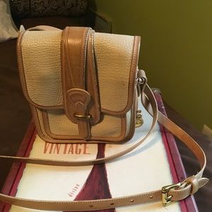 Dooney & bourke